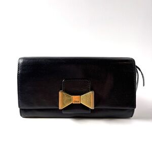 Chloé Black Leather Bow Clutch – Gold Hardware, French Designer